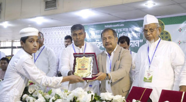 রাজনৈতিক স্থিতিশীলতা রক্ষাই বড় চ্যালেঞ্জ: তথ্যমন্ত্রী