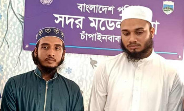 মাদরাসায় শিক্ষার্থীকে গলাটিপে-আছড়ে নির্যাতন, অভিযুক্ত শিক্ষকসহ গ্রেপ্তার ২