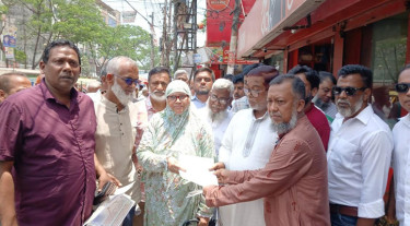 জুলাই সনদ নিয়ে বিভ্রান্তি ছড়ানোর প্রতিবাদে নারায়ণগঞ্জ বিএনপির লিফলেট বিতরণ
