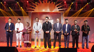 সমাজ বদলে দেওয়া ৬ জনকে সম্মাননা দিলো আবুল খায়ের গ্রুপ