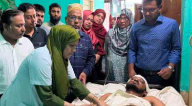 রোগীর মৃত্যু নিয়ে হামলায় আহত চিকিৎসক, এয়ার অ্যাম্বুলেন্সে পাঠানো হলো ঢাকায়