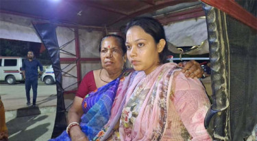 নামযজ্ঞের মেলায় কলেজছাত্রীকে ছুরিকাঘাত