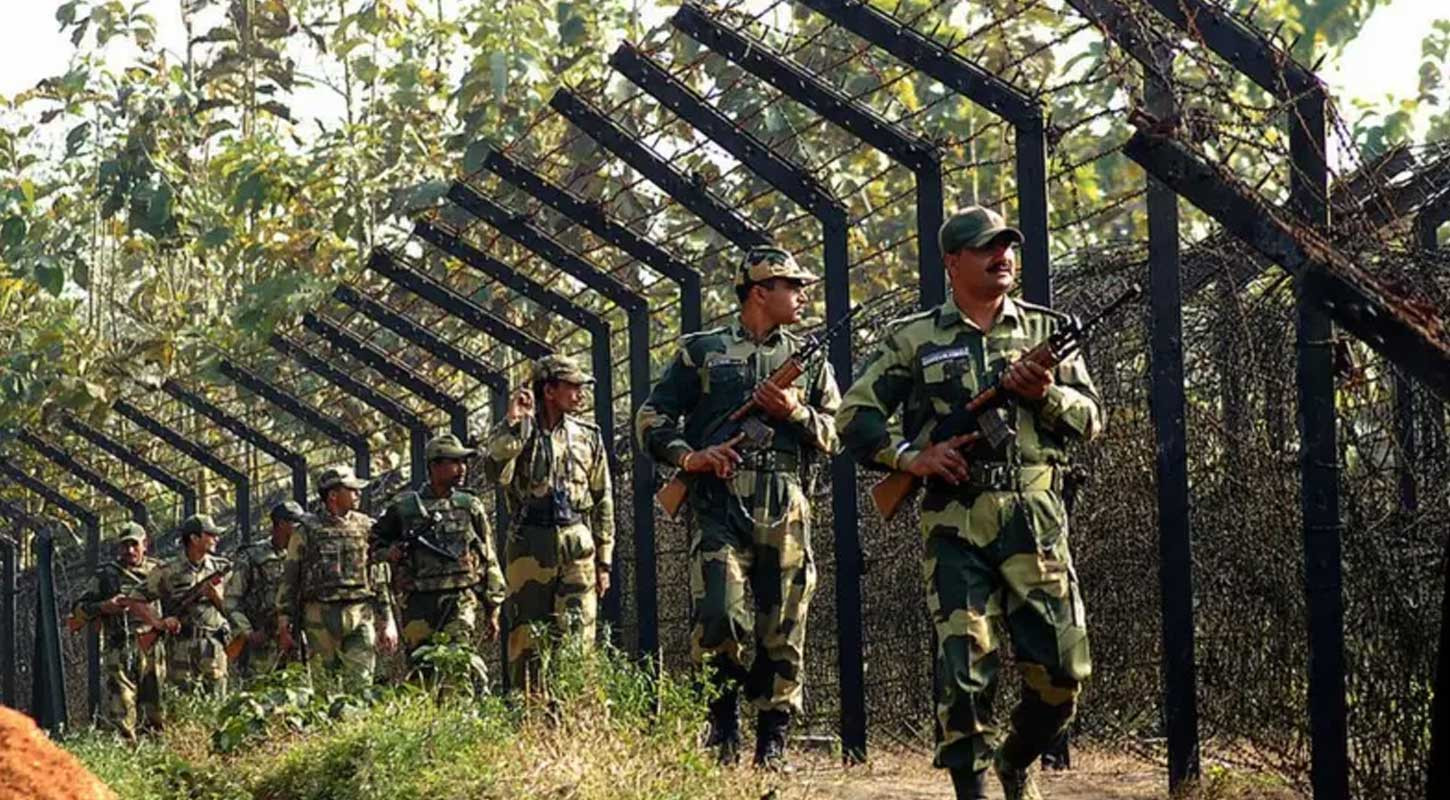 বাংলাদেশ সীমান্তে কাঁটাতারের বেড়া দিতে বিএসএফকে জমি দিলেন শুভেন্দু