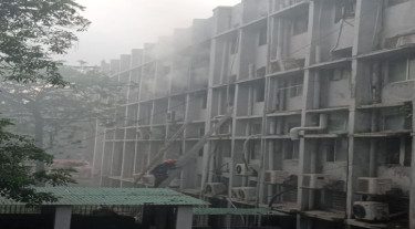 খুমেক হাসপাতালে আগুন