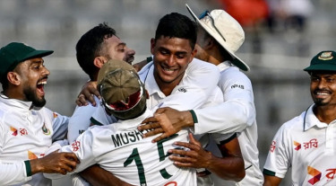 পাকিস্তানকে হোয়াইটওয়াশ করে ভারতের ওপরে বাংলাদেশ