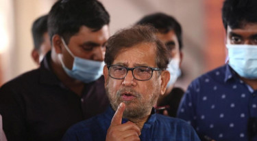 ২ মামলায় আসাদুজ্জামান নূরের জামিন স্থগিত