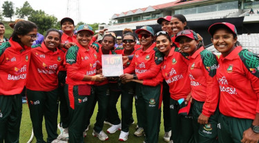 দুই ভাগে স্কটল্যান্ড যাচ্ছেন জ্যোতিরা