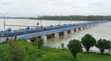 তিস্তার পানি সতর্কসীমায় প্রবাহিত হচ্ছে