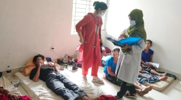 হামের থাবায় পাহাড়েও মরছে শিশু