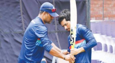 সালাউদ্দিনকে বিদায় জানিয়ে আবেগী মুমিনুল