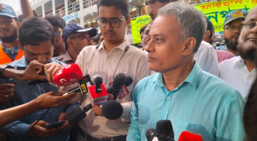 সরকার নির্ধারিত ভাড়ার চেয়েও কম নিচ্ছেন লঞ্চ মালিকরা: নৌমন্ত্রী রবিউল