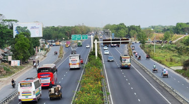 এবার কর্মস্থলে ফেরার পালা: মহাসড়কে বাড়তি চাপ