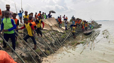 দুর্যোগকালীন বাঁধ মেরামতের জন্য অতিরিক্ত ১০০ কোটি টাকা বরাদ্দ