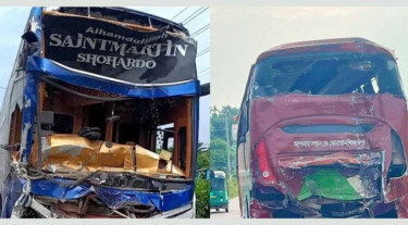 দাঁড়িয়ে থাকা বাসে অন্যবাসের ধাক্কা, চালক-হেলপার নিহত