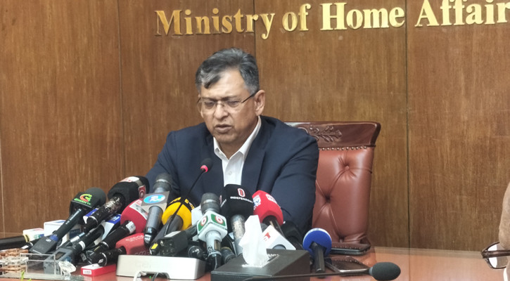 তোফায়েলের জানাজা ঘিরে ঘটনার ‘অস্বাভাবিকতা’ দেখছেন না স্বরাষ্ট্রমন্ত্রী