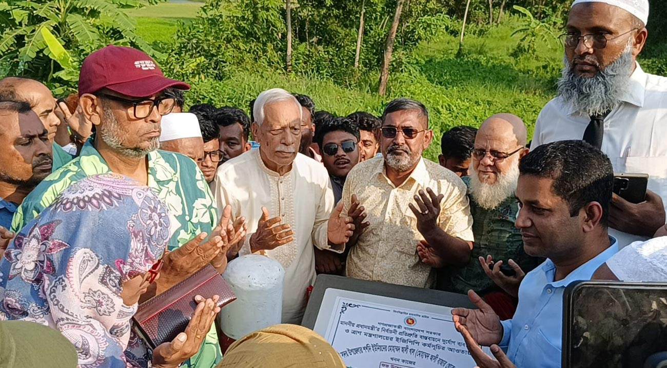 ফেনীতে খাল খনন কাজের উদ্বোধন