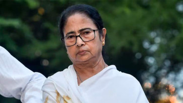 তৃণমূলের অভ্যন্তরীণ দ্বন্দ্ব প্রকাশ্যে, মমতা অধ্যায় কি শেষ?