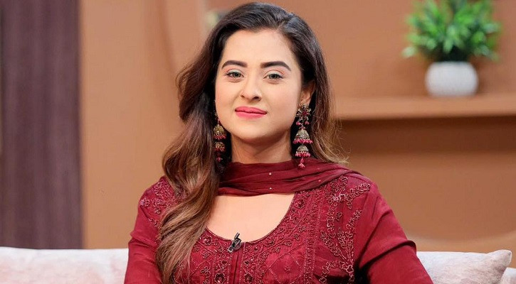 মেয়ের মা হলেন বুবলী