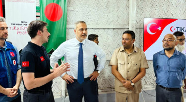 রোহিঙ্গা ক্যাম্প পরিদর্শনে তুরস্কের পররাষ্ট্রমন্ত্রী