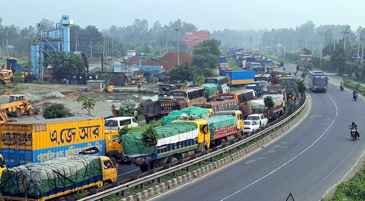 ঢাকা-টাঙ্গাইল-যমুনা সেতু মহাসড়‌কে ১৮ কি‌লো‌মিটার যানজট