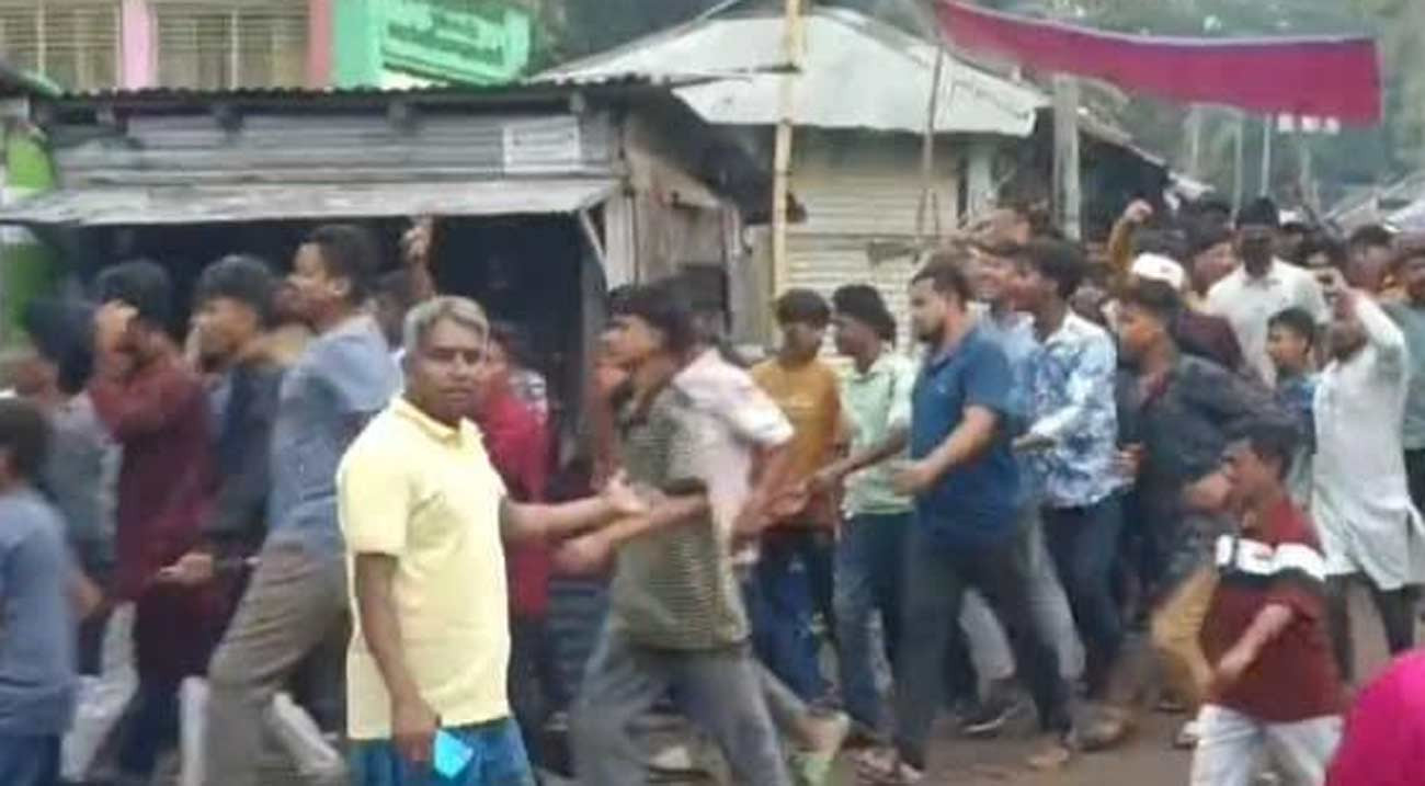 নোয়াখালীতে নিষিদ্ধঘোষিত ছাত্রলীগের জটিকা মিছিল, আটক ২৪