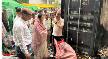 সাংবাদিকদের এড়িয়ে গেলেন বিমানমন্ত্রী!