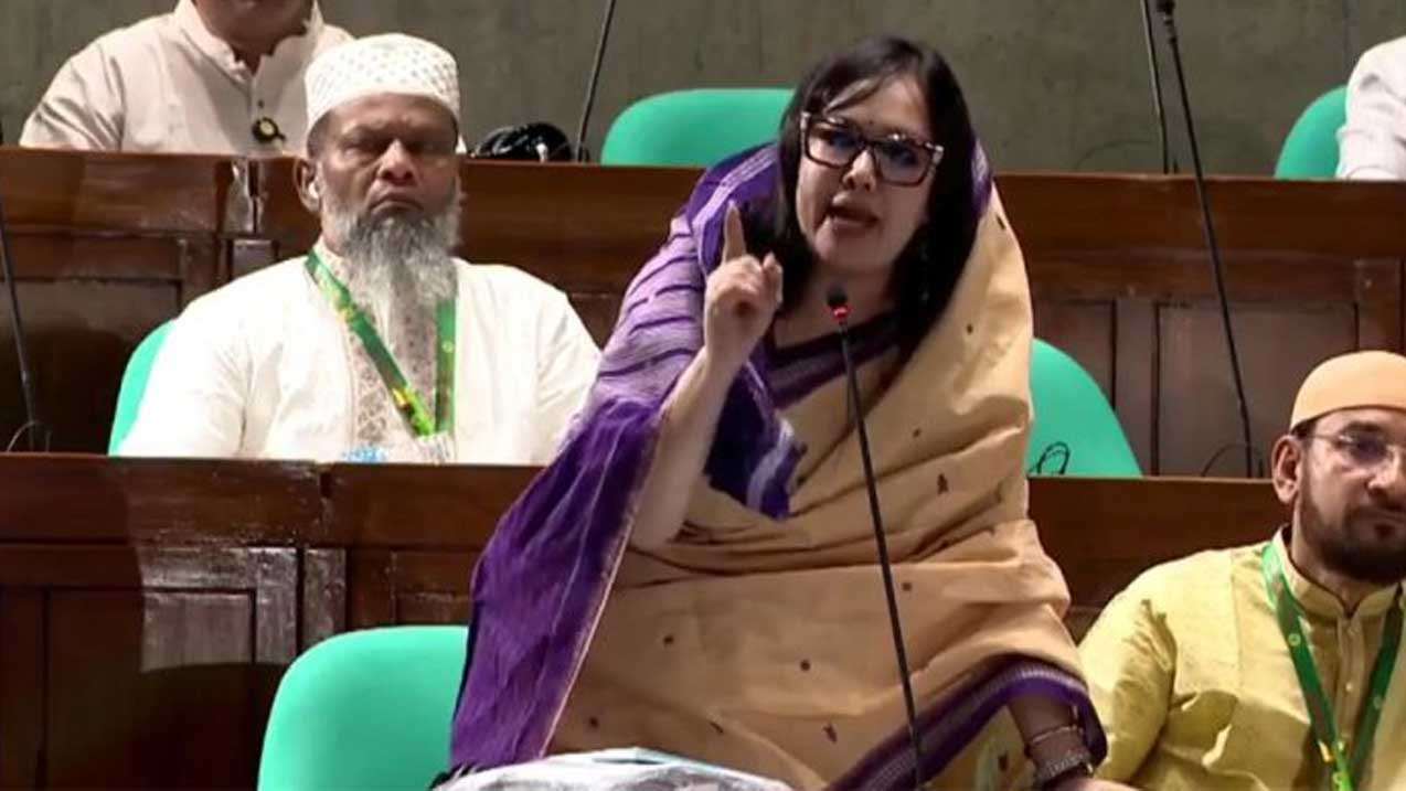 গ্রামে ১০-১২ ঘণ্টা বিদ্যুৎ থাকে না: রুমিন ফারহানা