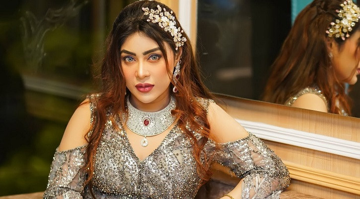 আমি ট্রেন্ডের পেছনে ছুটি না: মিষ্টি জান্নাত