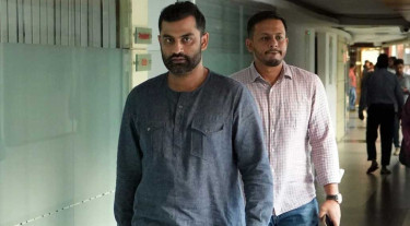 বিসিবি নির্বাচনে ভোট দিলেন তামিম-রুবেল