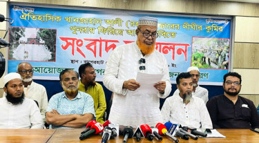 খানজাহান আলী দিঘিতে কুমির ফেরত দেওয়ার দাবি খাদেমদের
