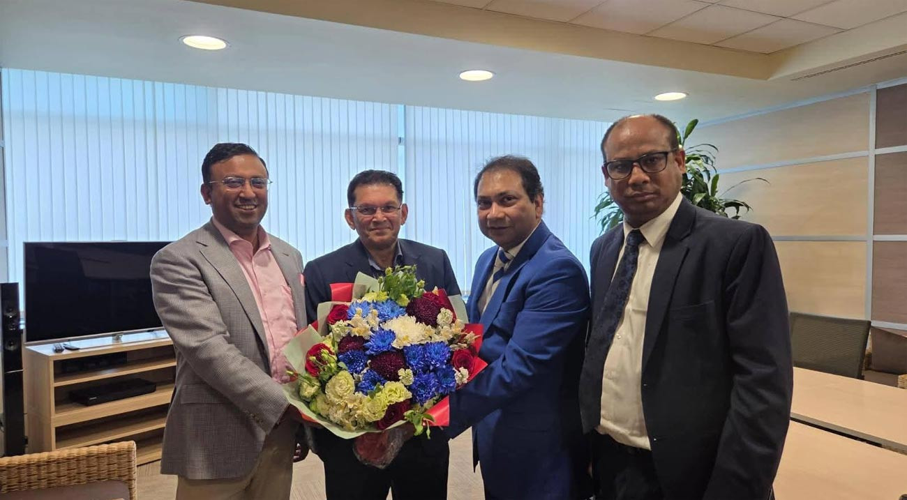 মস্কোয় পৌঁছেছেন পররাষ্ট্রমন্ত্রী