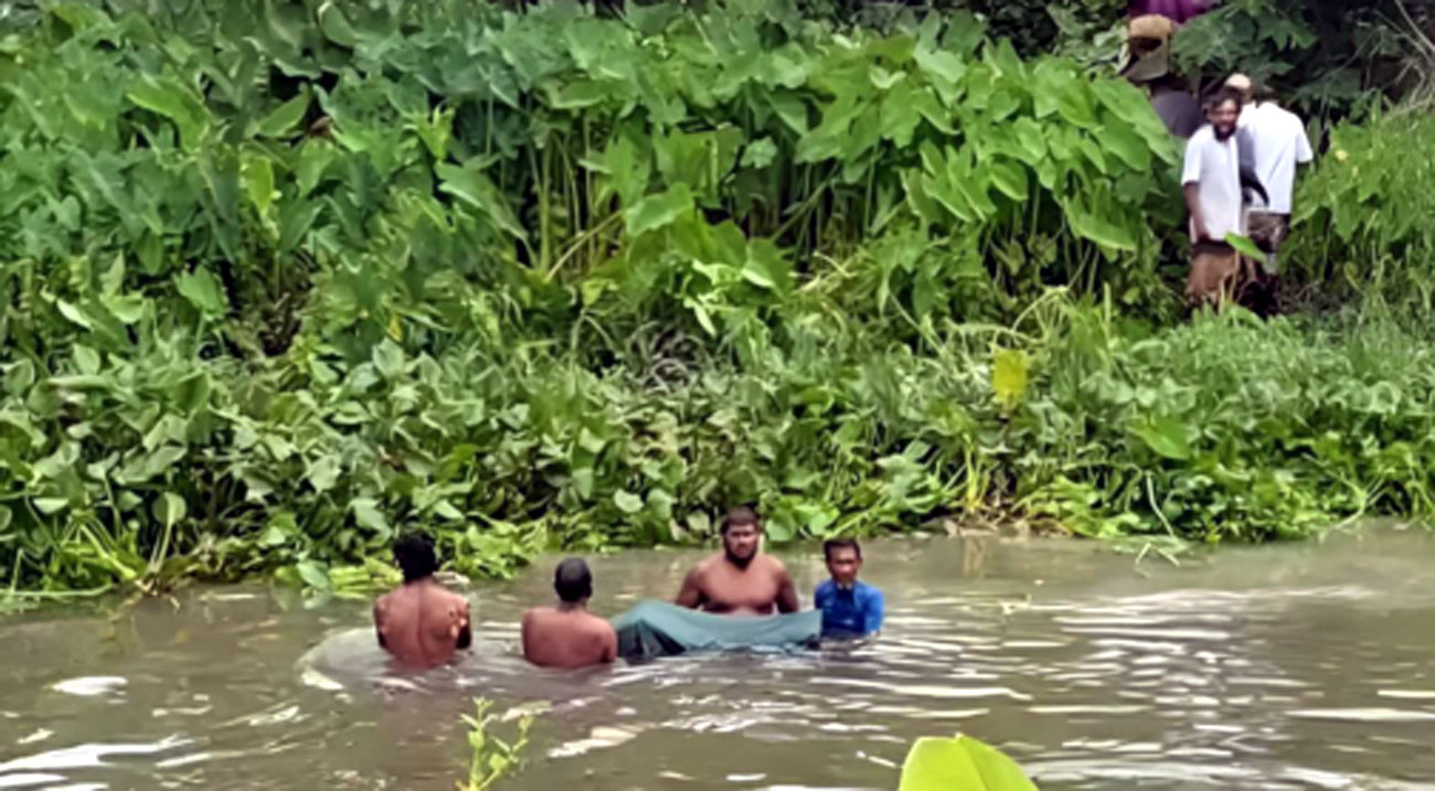 নিখোঁজ হওয়ার একদিন পর খালে মিলল ব্যবসায়ীর মাথাবিহীন লাশ
