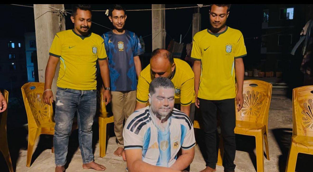 দুধ দিয়ে গোসল করে ব্রাজিলে যোগ দিলেন আর্জেন্টিনা সমর্থক