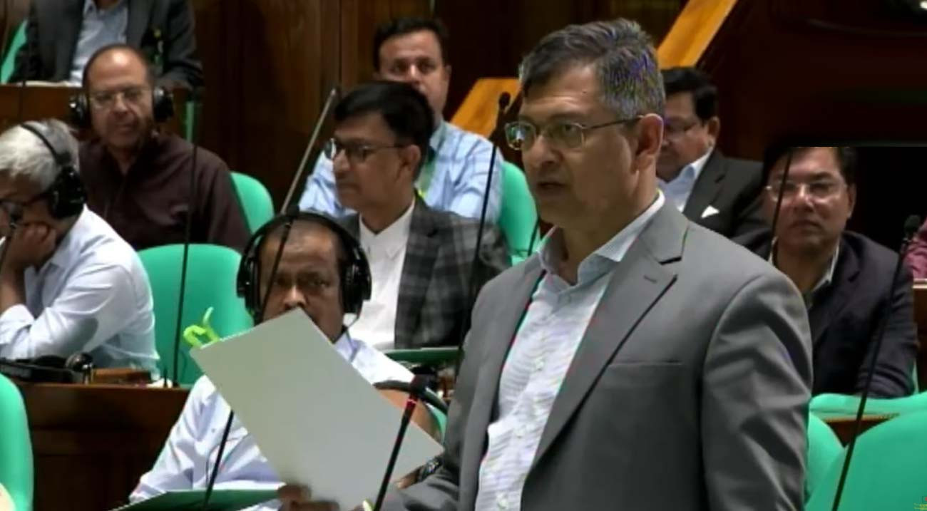 ইসলামী ব্যাংকে অনিয়মগুলো মনে হয় ইসলামের নামেই হয়েছে: স্বরাষ্ট্রমন্ত্রী