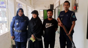 সম্পত্তি লিখে না দেওয়ায় মাকে মারধর, ছেলে-পুত্রবধূ গ্রেপ্তার