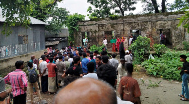 নেত্রকোনায় ছেলের শাবলের আঘাতে মায়ের মৃত্যু, ছেলে আটক