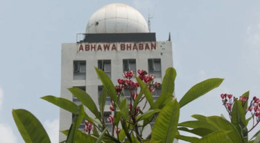 পাঁচ বিভাগে বিস্তার হয়েছে বর্ষা