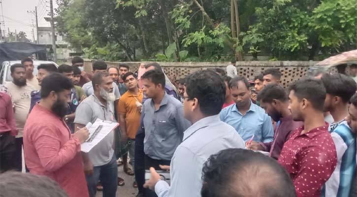 চুয়াডাঙ্গায় ওএমএসের চাল ও আটা জব্দ, ডিলারকে জরিমানা