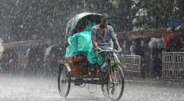 বর্ষা আসছে, রাজধানীসহ সারাদেশেই বাড়ছে বৃষ্টি