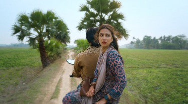শহুরে মেয়ে অনন্যা’র কেন এই দুর্গম যাত্রা?