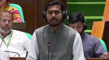 এক কোটি কর্মসংস্থানের লক্ষ্যে নতুন শ্রমবাজার খুঁজছে সরকার: নুর