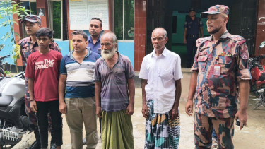 পরিবারে ফিরলেন সীমান্তের শূন্য রেখায় আটকে ষষ্ঠি চন্দ্র বর্মন