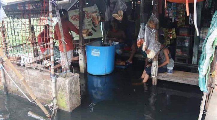 জলাবদ্ধতার শঙ্কায়-আতঙ্কে ডিএনডিবাসী, প্রশাসনের নানা উদ্যোগ