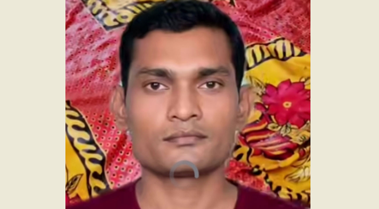 বাড়ি থেকে ডেকে নিয়ে অটোরিকশাচালককে কুপিয়ে হত্যা