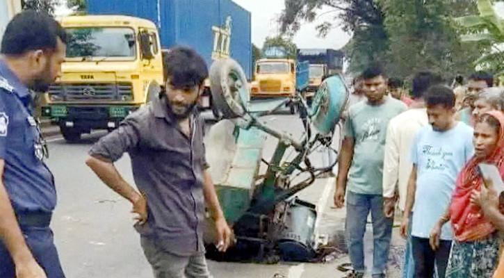 কাভার্ডভ্যানের চাপায় প্রাণ গেল একজনের