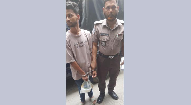 কাইল্লা পলাশকে গুলি করে পালানো শুটারের বাইকচালক গ্রেপ্তার