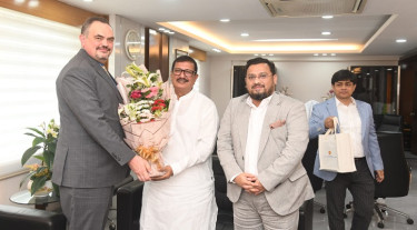 ভূমিমন্ত্রী-প্রতিমন্ত্রীর সঙ্গে মার্কিন রাষ্ট্রদূতের সৌজন্য সাক্ষাৎ