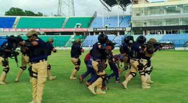 সিরিজ শুরু আগেই সতর্ক সিএমপি, স্টেডিয়ামজুড়ে মহড়া