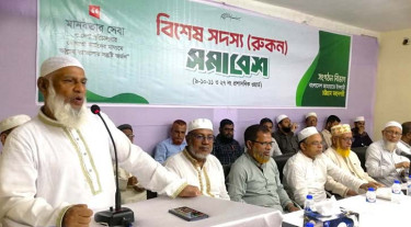 সংবাদপত্রের স্বাধীনতা নিশ্চিতের পাশাপাশি অপতথ্য ও চরিত্রহনন বন্ধ করতে হবে