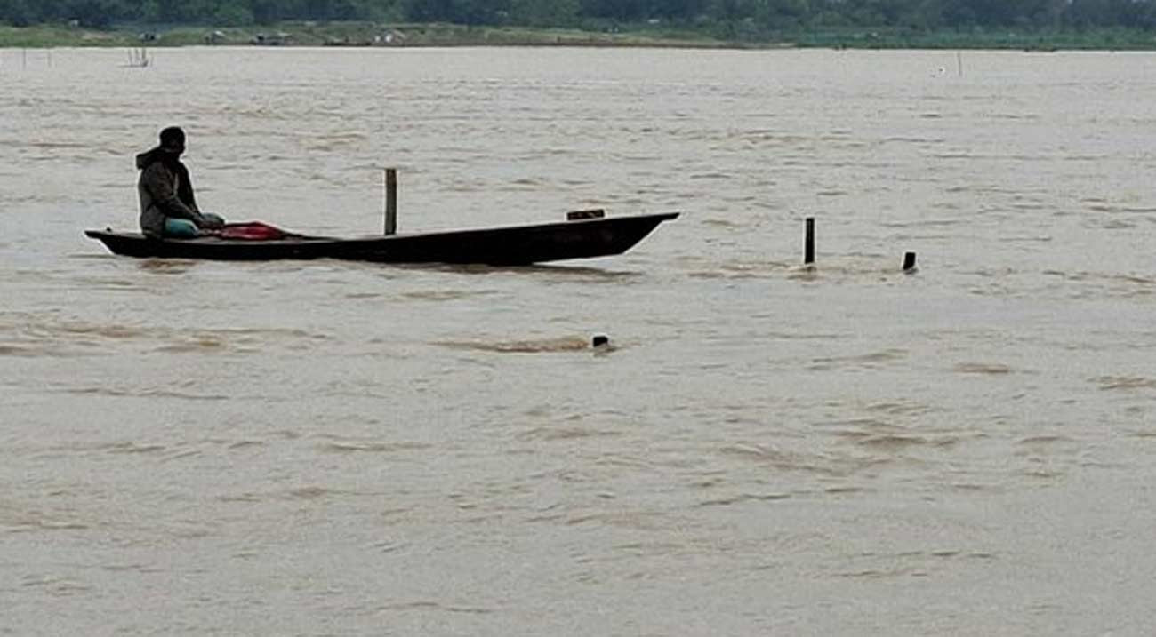 বিপৎসীমার কাছাকাছি ৪ নদীর পানি, প্লাবিত হতে পারে নিম্নাঞ্চল